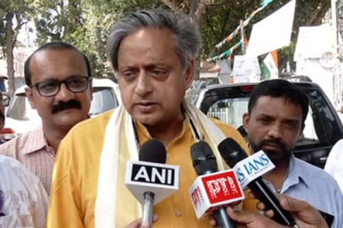 Satheesan meets Tharoor as Congress pushes unity ahead of Kerala polls