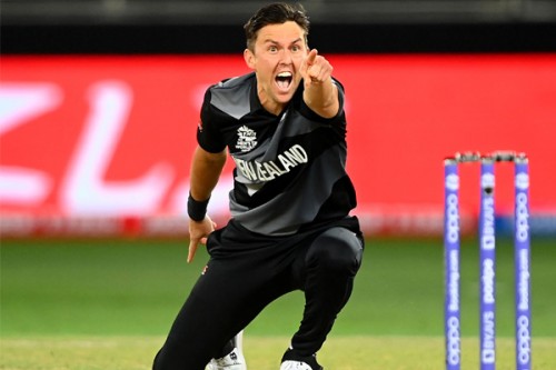 Trent Boult commits to playing for New Zealand despite contract decline
