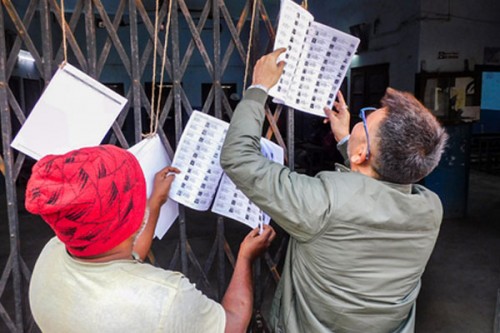 Days before SIR hearing process, BLO goes missing in Bengal's East Burdwan