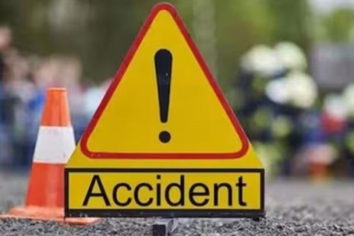 Five killed as truck plunges into deep gorge in Chhattisgarh