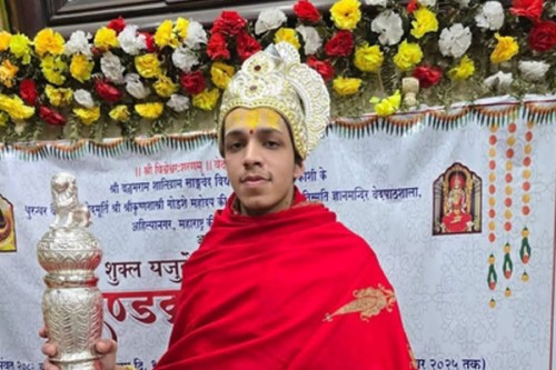 PM Modi praises teenager's feat of reciting 2,000 mantras, Vedic verses