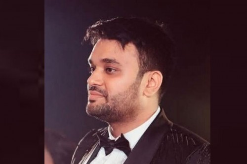 ED raids I-PAC's office, house of its director in Kolkata; CM Banerjee visits Pratik Jain's home