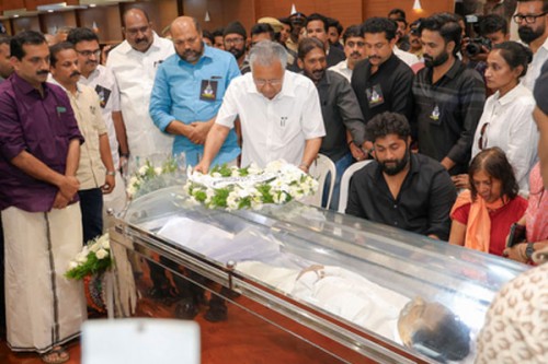 CM Vijayan, Satheesan and others mourn Sreenivasan, hail his enduring legacy in Malayalam cinema