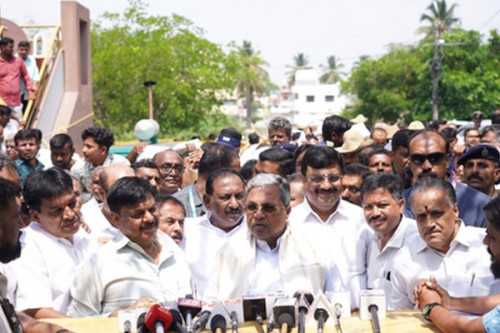 'We don't want war with Pakistan, security measures must be implemented in Kashmir', says Karnataka CM