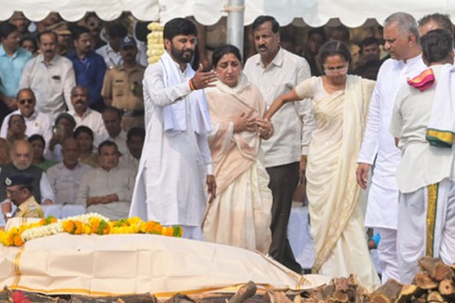 Maharashtra mourns: Deputy CM Ajit Pawar cremated with full State honours