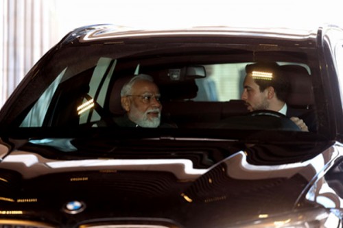 Crown Prince Al Hussein Bin Abdullah II drives PM Modi to Jordan Museum