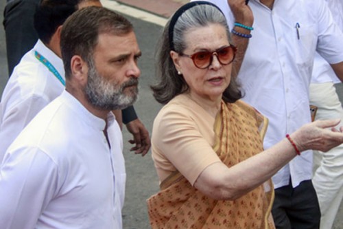 Sonia, Rahul Gandhi enjoyed Rs 142 crore of 'proceeds of crime' in National Herald case, ED tells Delhi court