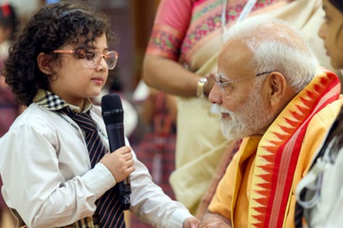 PM Modi celebrates Raksha Bandhan at 7 LKM; children & Brahma Kumaris tie 'rakhi' to him 