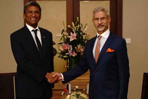 EAM Jaishankar, Seychelles counterpart Faure hold talks in Mauritius