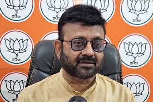Bengal Phase 2 polling hit by violence, EVM tampering allegations; BJP slams Trinamool