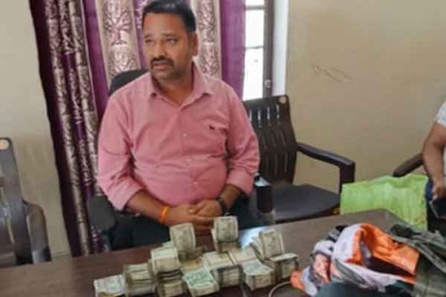 Suspicious Rs 3.70 lakh seized from Assistant Engineer in Raj ACB surprise check