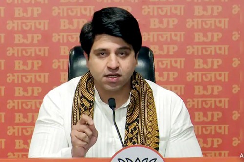 BJP fires back at Rahul's 'electoral anomaly' charge, mocks 'hit and run' strategy 