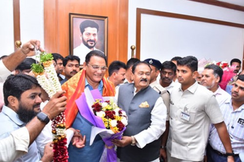 Mohammed Azharuddin takes charge as Telangana Cabinet minister