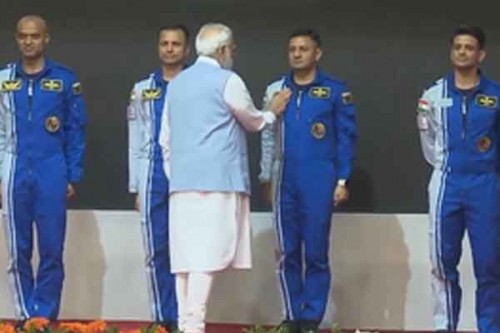 Narendra Modi first PM to visit ISRO's VSSC in 4 decades, meets Gaganyaan astronauts