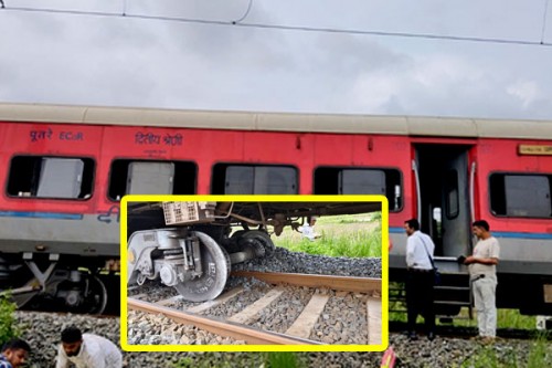 Mahima-Gosain Express' coach derails near Sambalpur, no casualties
