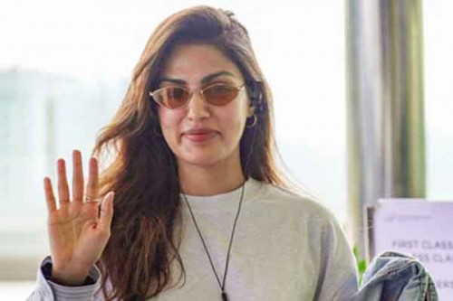 Mumbai court orders defreezing of Rhea Chakraborty, mother's bank account in NPDS case