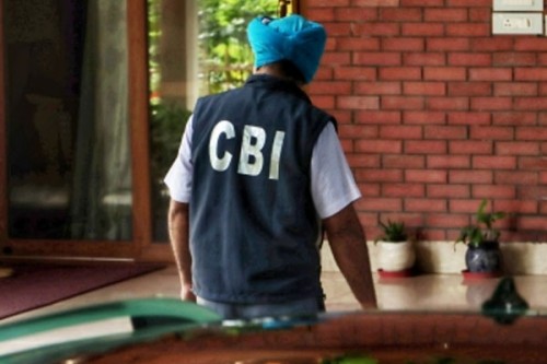 CBI nabs MCD junior engineer while accepting Rs 10 lakh bribe