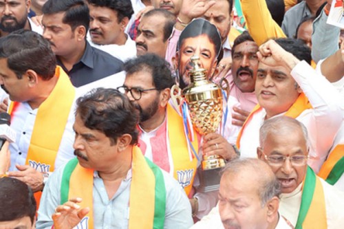 BJP accuses Karnataka govt of plans to use funds for SCs/STs for guarantee schemes