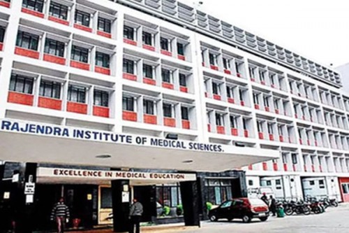 Jharkhand HC stays govt's order to remove RIMS Director Dr Raj Kumar