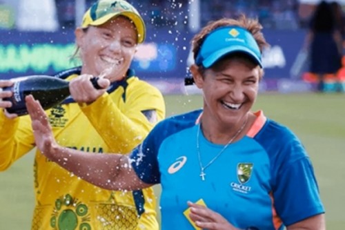 Women's T20 World Cup: As the game grows, we need to keep moving with it, says Shelley Nitschke
