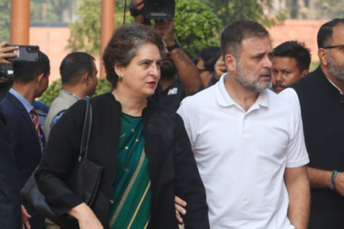 'Govt has agreed to discuss': Priyanka Gandhi on LoP raising air pollution issue in LS