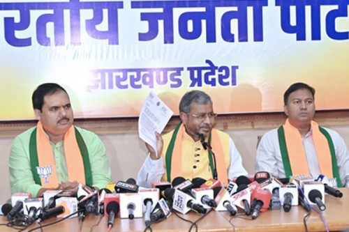 Hemant govt using ACB to shield real accused in liquor scam: Babulal Marandi