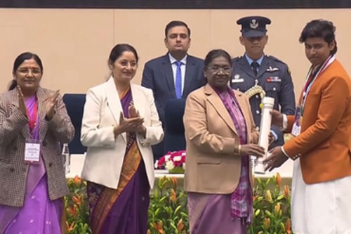 Vaibhav Suryavanshi receives PM Rashtriya Bal Puraskar from President Droupadi Murmu, BCCI congratulates