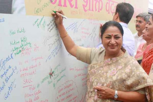Delhi CM takes part in signature campaign for Women's Reservation Bill; urges for role of females in policy-making