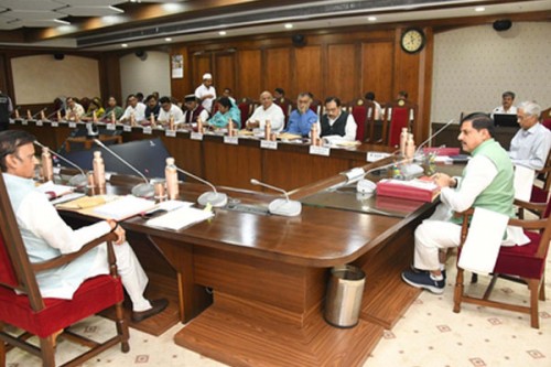 MP to come up with nearly 50,000 regular vacancies in power discoms, cabinet clears proposal