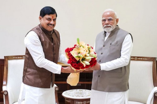MP CM Mohan Yadav meets PM Modi, briefs on key projects