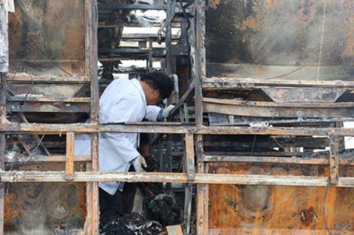 Smartphones explosion may have aggravated Andhra Pradesh bus fire: Police