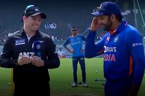 2nd ODI: India win toss, elect to bowl first against New Zealand
