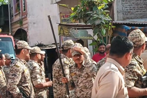 Police register FIR after Ganesh idol immersion procession attacked in Bhopal