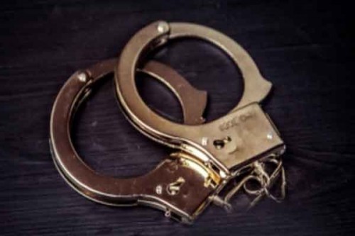 Police in J&K's Anantnag arrest five peddlers, seize narcotic substances