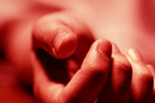 Decomposed body found in Kolkata house; suicide note recovered