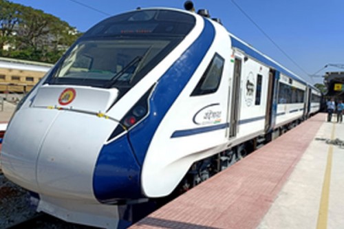 Railways launch probe after Vande Bharat hits auto-rickshaw on track at Kerala station