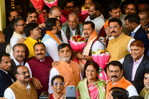 Nabin makes first appearance in Bihar Assembly after becoming BJP chief; House gives warm welcome