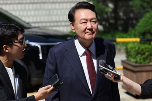 South Korea: Special counsel seeks warrant to detain ex-President Yoon