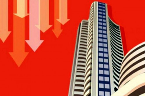 Sensex, Nifty end lower as IT, auto stocks drag markets