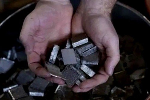 China hints at rare earth export curbs to Japan, raising fresh geopolitical concerns