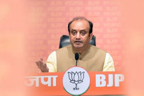 Failing to read what's documented: Sudhanshu Trivedi calls out Cong's 'nature of politics' on Census