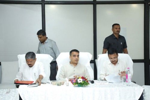 Gujarat pushes 'Har Ghar Swadeshi' mission with high-level strategy