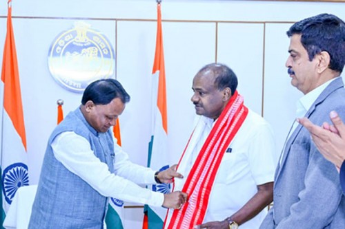 Kumaraswamy, Odisha CM discuss bottlenecks concerning expansion of Rourkela Steel Plant