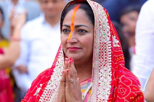 Delhi CM slams Rahul Gandhi for 'vote-bank politics' over Chhath Puja