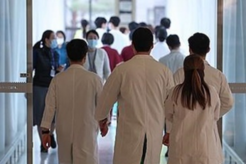 S Korea: Over 10,000 trainee doctors likely to end up leaving hospitals
