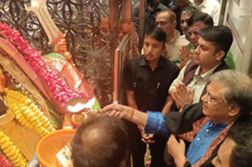 CEC Gyanesh Kumar offers prayers at Kalighat temple, reaffirms commitment to fair polls in Bengal