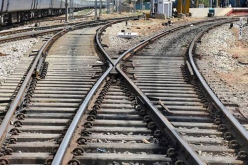 Jaipur: Alert loco pilot foils bid to derail luxury train Maharaja Express, hundreds of foreign tourists saved