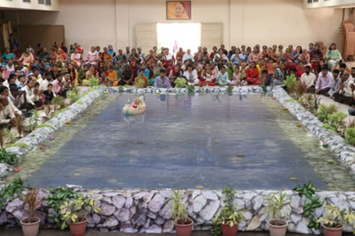 Delhi: Jal-Jhulni, Ganpati Visarjan celebrated with devotion at Akshardham temple