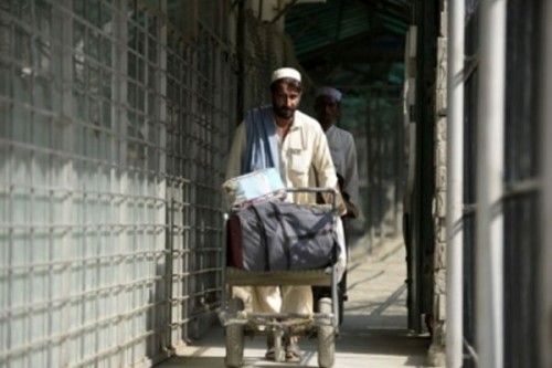 Over 3000 Afghan refugees forcibly deported from Iran, Pakistan in single day