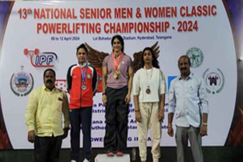 At 50, IRS officer Ekta wins national powerlifting medals, breaks records
